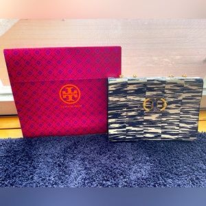 Tory Burch Gemini Link Flap Bag WITH Tory Burch gift wrapping included